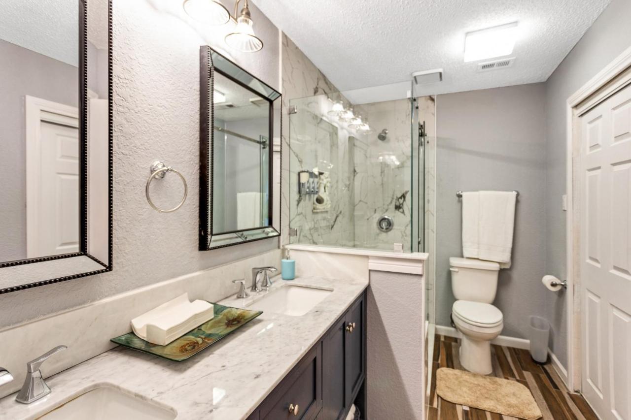 Cozy And Comfortable - Your Home Away From Home! Dallas Luaran gambar